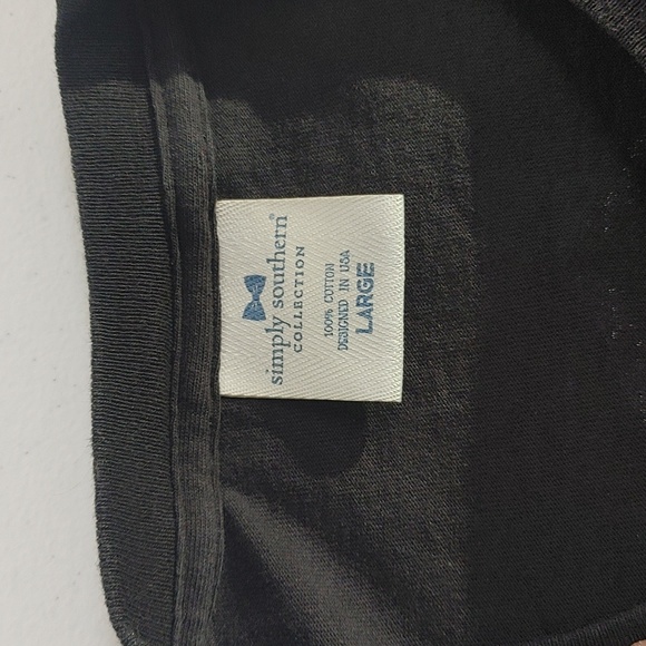 Simply Southern Holiday Tee - Picture 3 of 9